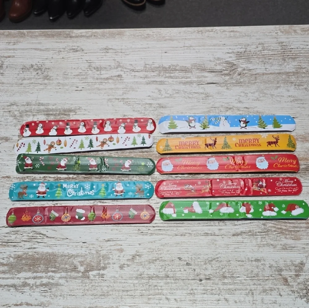 Kids’ Christmas Party Favor Set